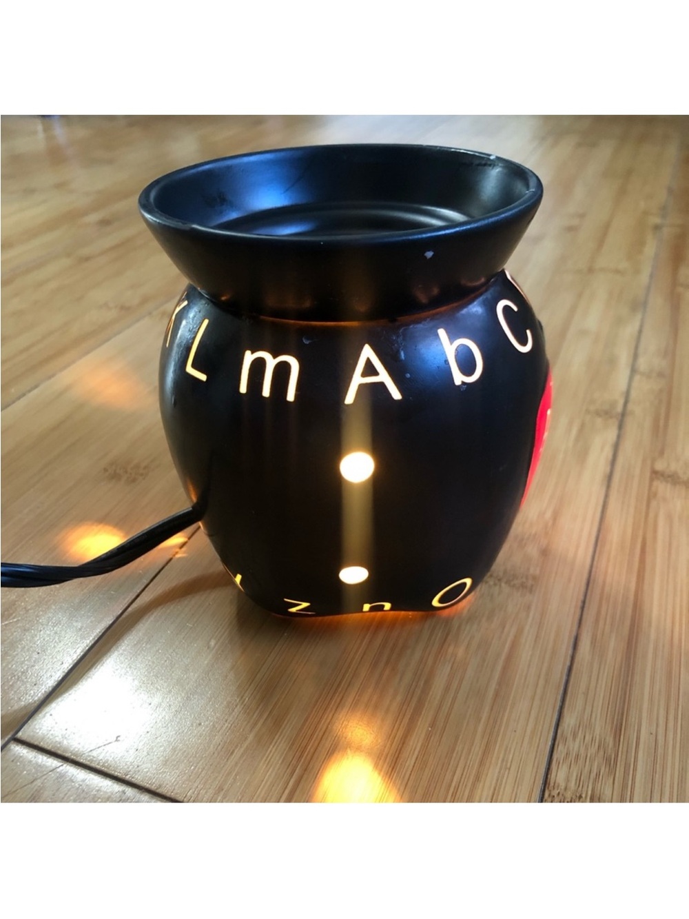 Scentsy ABC’s Wax Warmer - Picture 4 of 7